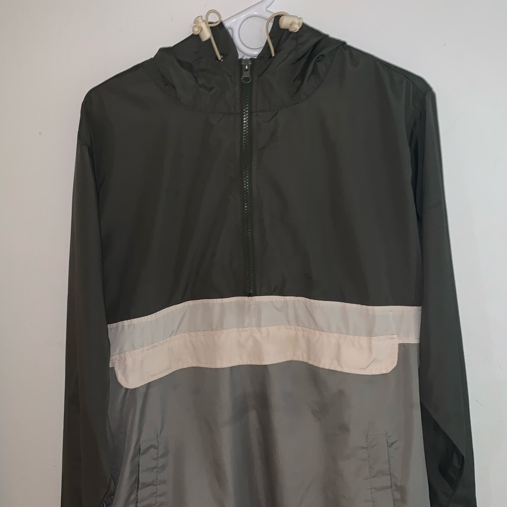 Beautiful giant windbreaker designed in LA